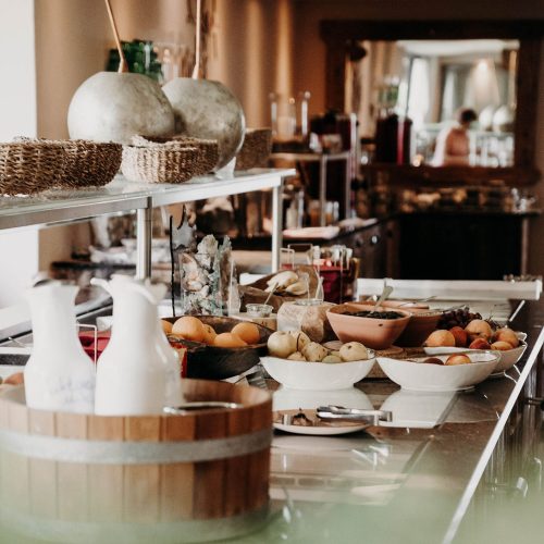 Reichhaltiges Buffet im Boutiquehotel Haidachhof Fügen